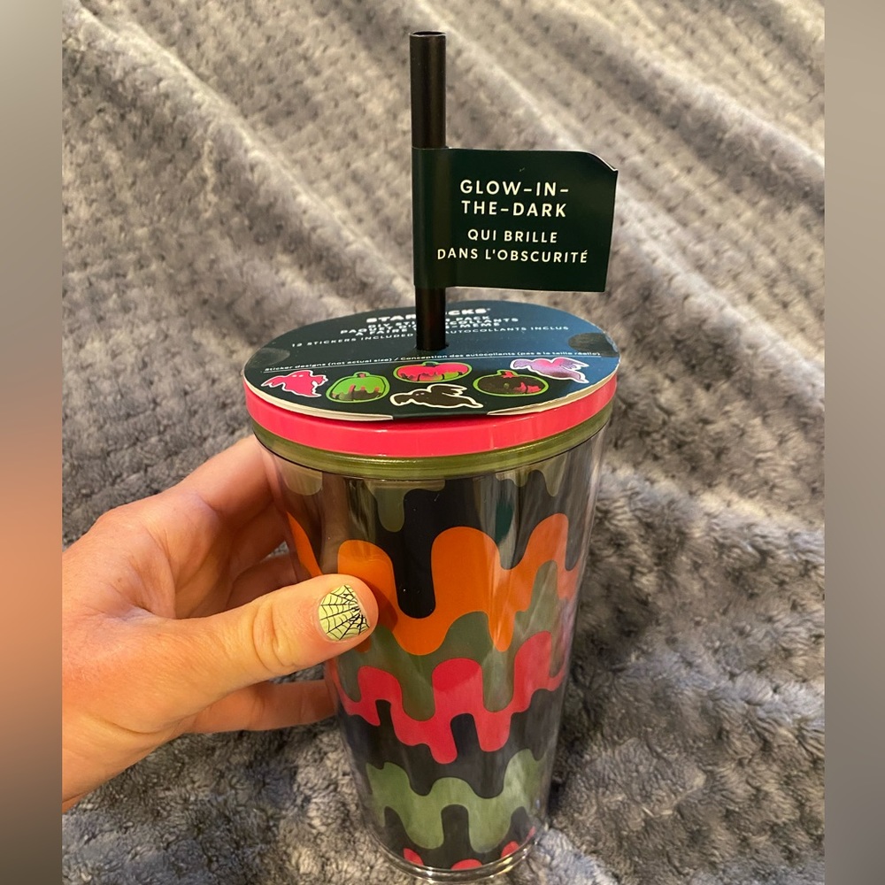 Hard to find! NWT 2023 Starbucks Halloween Glow in the Dark Tumbler